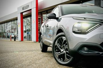 Voertuigafbeelding 3