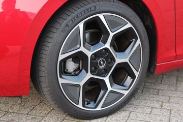 Voertuigafbeelding 15