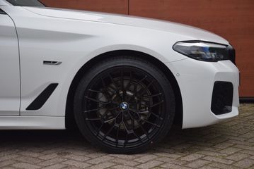 Voertuigafbeelding 4