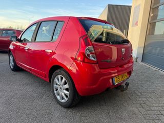 Voertuigafbeelding 4