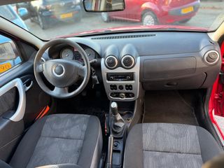 Voertuigafbeelding 6