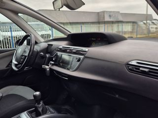 Voertuigafbeelding 11