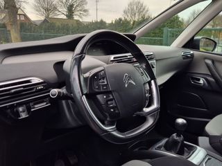 Voertuigafbeelding 17