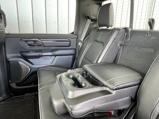 Voertuigafbeelding 36