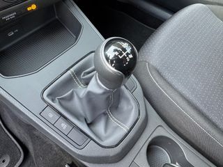 Voertuigafbeelding 17