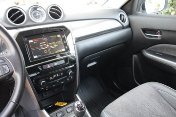 Voertuigafbeelding 12