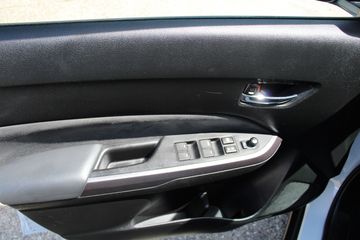 Voertuigafbeelding 8