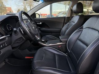 Voertuigafbeelding 12