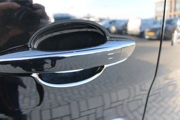 Voertuigafbeelding 10