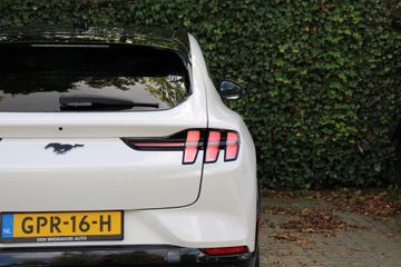 Voertuigafbeelding 28