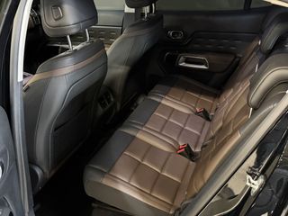 Voertuigafbeelding 7