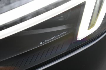 Voertuigafbeelding 14