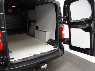 Voertuigafbeelding 9