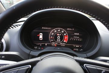 Voertuigafbeelding 16