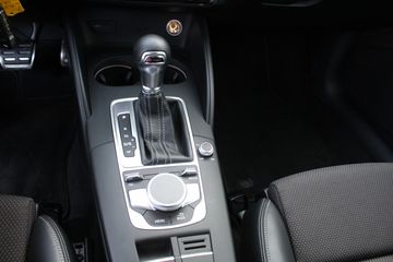 Voertuigafbeelding 18