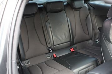 Voertuigafbeelding 26