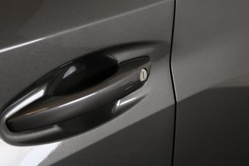 Voertuigafbeelding 10