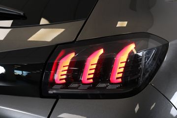 Voertuigafbeelding 9