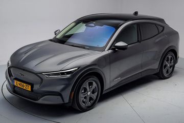 Voertuigafbeelding 15