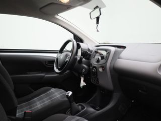 Voertuigafbeelding 24