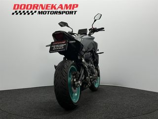 Voertuigafbeelding 13