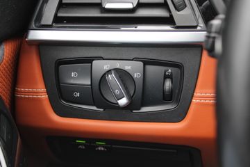 Voertuigafbeelding 36