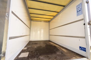 Voertuigafbeelding 12