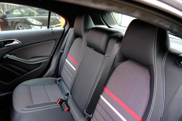 Voertuigafbeelding 32