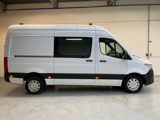 Voertuigafbeelding 6