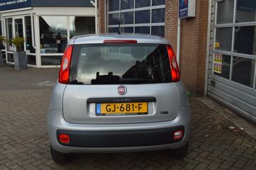 Voertuigafbeelding 4