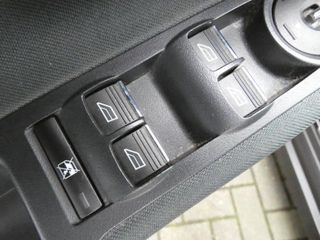 Voertuigafbeelding 44