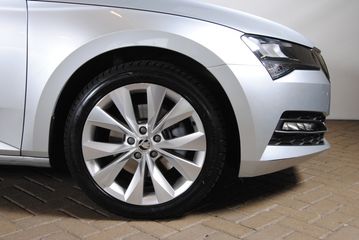 Voertuigafbeelding 3