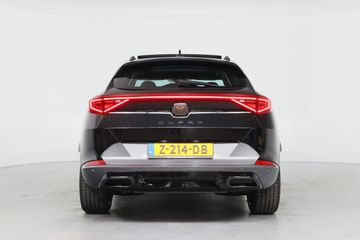 Voertuigafbeelding 3