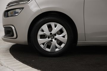 Voertuigafbeelding 4