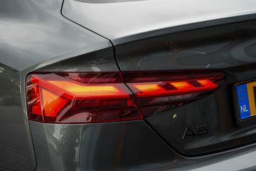 Voertuigafbeelding 16