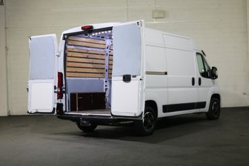 Voertuigafbeelding 8