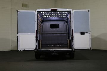 Voertuigafbeelding 9