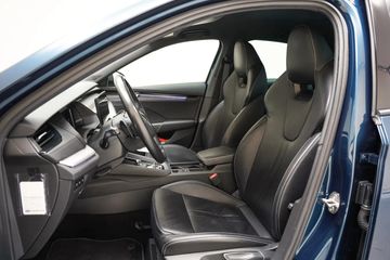 Voertuigafbeelding 8