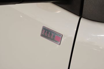 Voertuigafbeelding 13