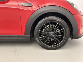 Voertuigafbeelding 21