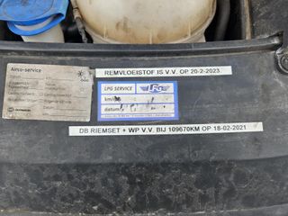 Voertuigafbeelding 6