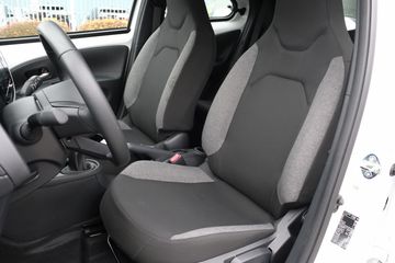 Voertuigafbeelding 12