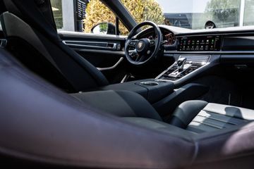 Voertuigafbeelding 19