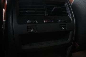 Voertuigafbeelding 48