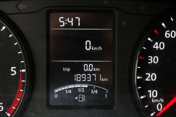 Voertuigafbeelding 16