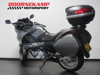 Voertuigafbeelding 4