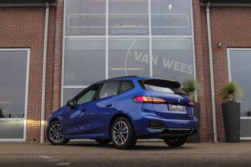 Voertuigafbeelding 3