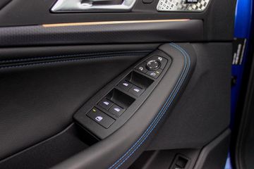 Voertuigafbeelding 38