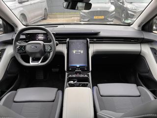 Voertuigafbeelding 2