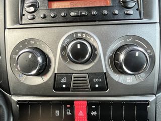 Voertuigafbeelding 35